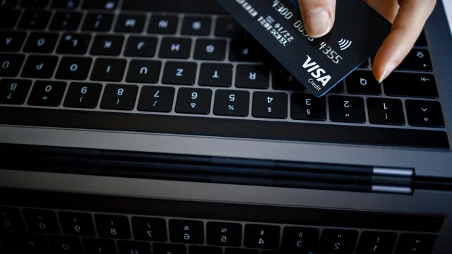 AI is making online shopping scams harder to spot
